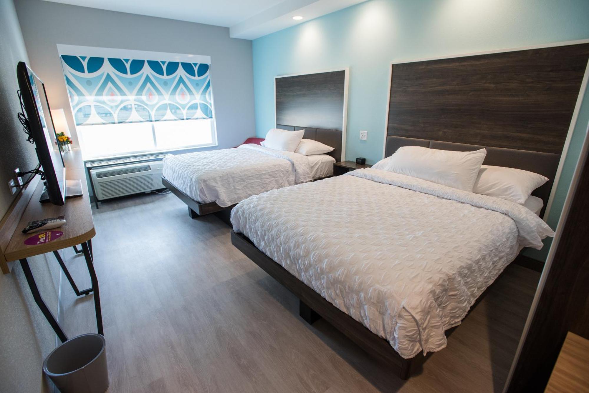 Отель Tru By Hilton Cedar Rapids Westdale Экстерьер фото